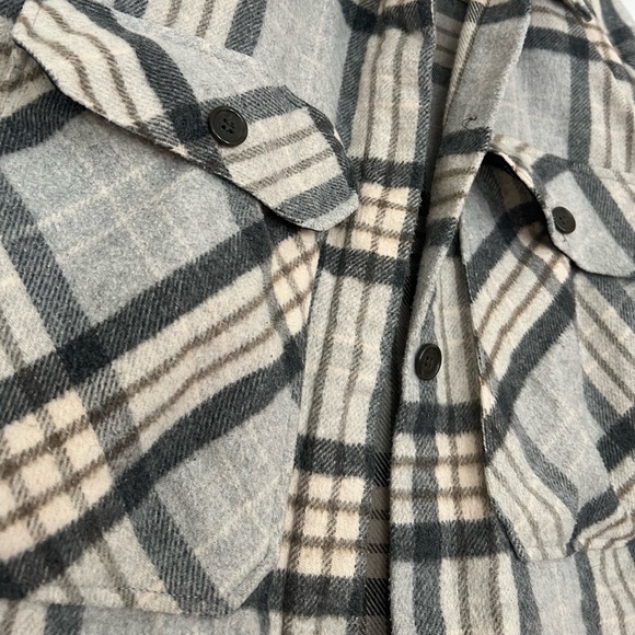 Zara Grey Plaid Shacket - Picture 5 of 5